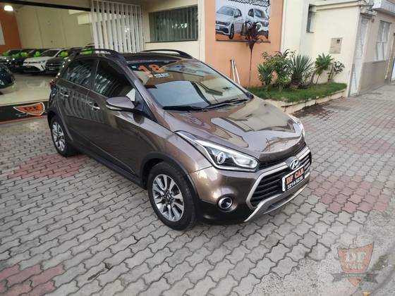 HYUNDAI HB20X 1.6 16V PREMIUM FLEX 4P AUTOMÁTICO HYUNDAI HB20X 1.6 16V PREMIUM FLEX 4P AUTOMÁTICO